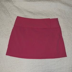 Mini pink skirt